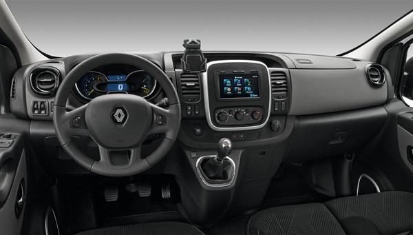 renault-trafic-interni