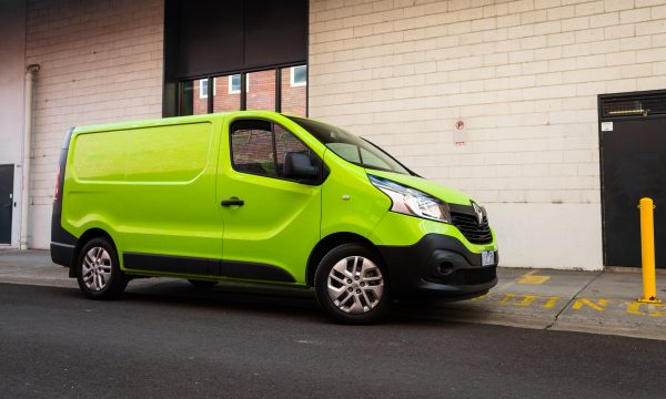 renault-trafic-retro