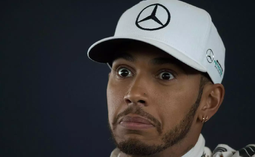 Hamilton al Gp d’Azerbaijan, i risultati, la gara ed i colpi di scena